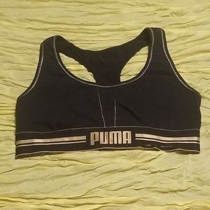 NWOT Puma Sports Bra 🎈FINAL PRICE 🎈